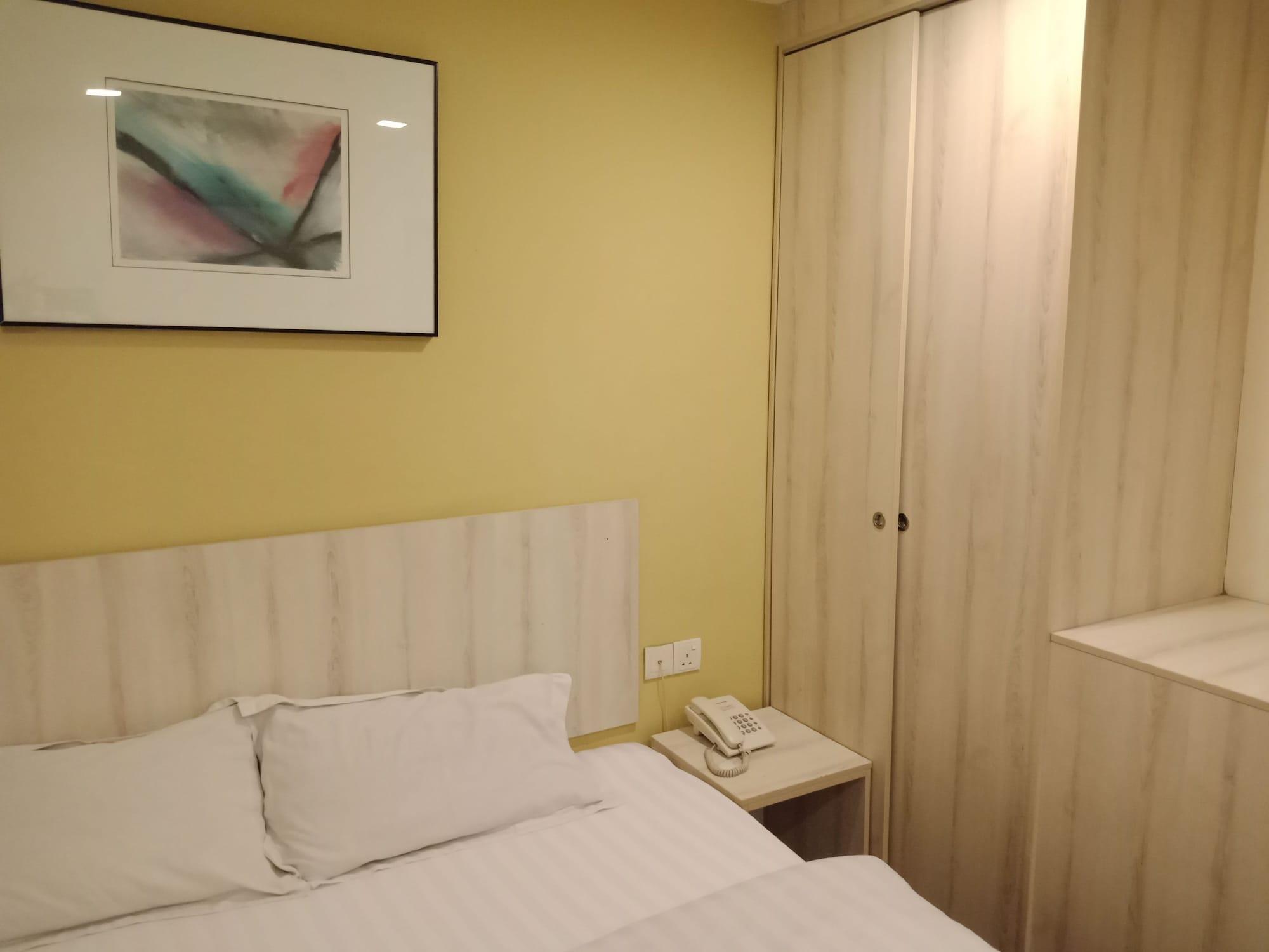 Hotel Zamburger Taman Segar - Previously Home Inn Taman Segar Куала-Лумпур Экстерьер фото