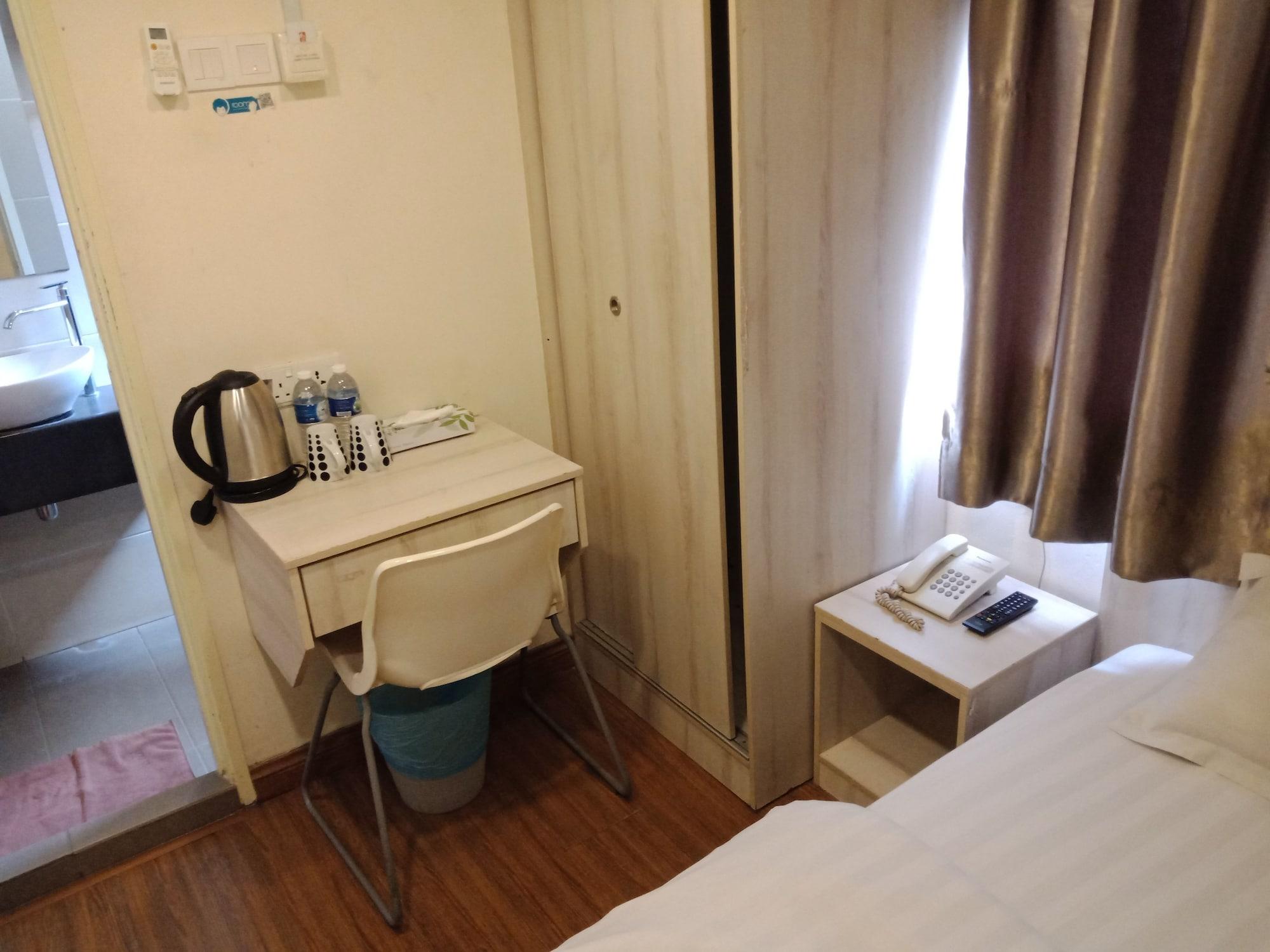 Hotel Zamburger Taman Segar - Previously Home Inn Taman Segar Куала-Лумпур Экстерьер фото