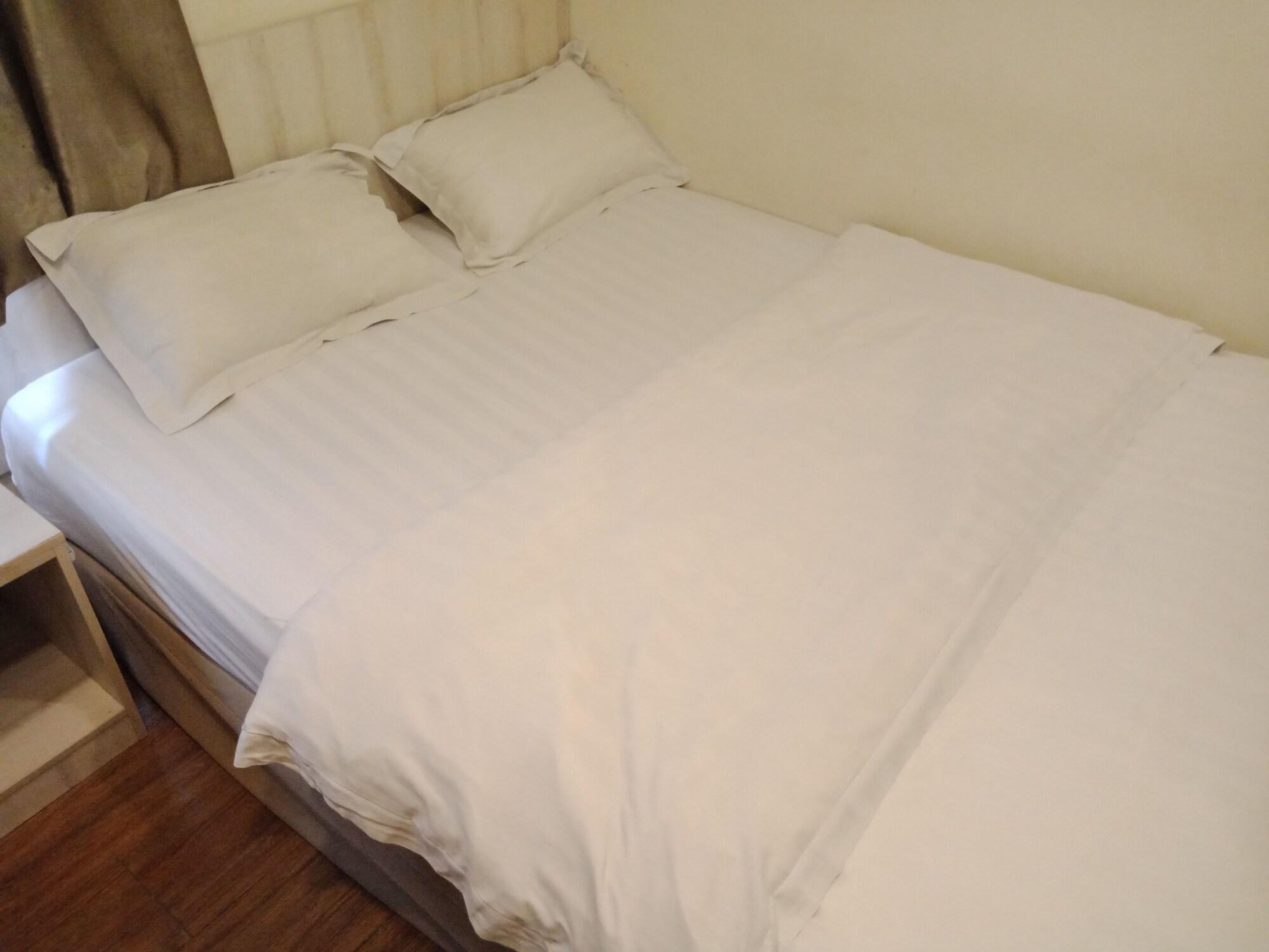 Hotel Zamburger Taman Segar - Previously Home Inn Taman Segar Куала-Лумпур Экстерьер фото